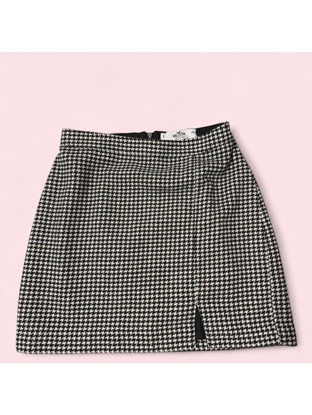 Hollister black & white houndstooth skirt Size Small